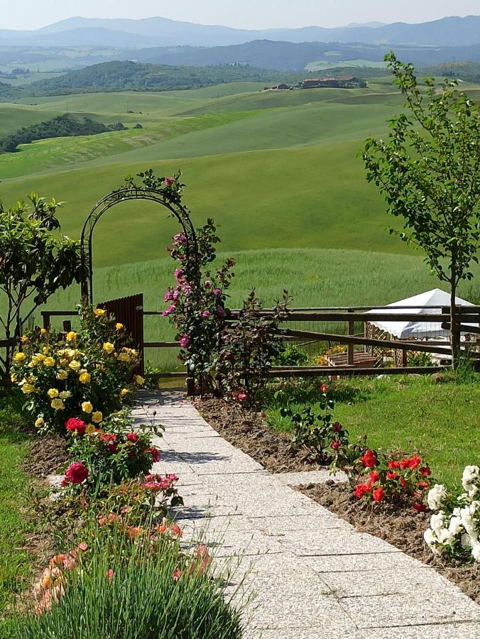 Agriturismo La Spiga Montecatini Val di Cecina Eksteriør billede